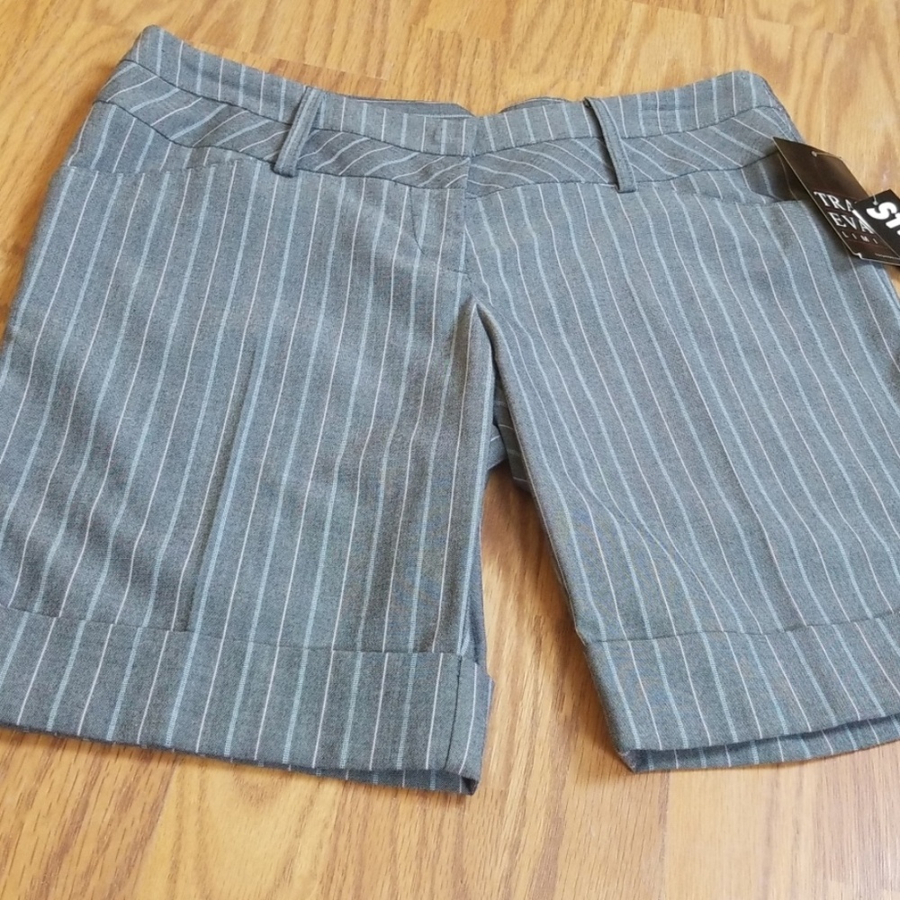 Dress Shorts {Tracy Evans}